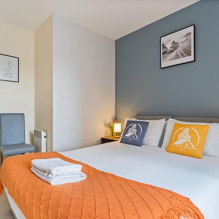 247 Serviced Accommodation In Telford 2 Bedroom Apartment Exteriér fotografie
